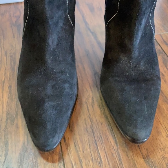 Claudia Ciuti Black Suede Heeled Boots - Picture 3 of 11